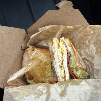 Curbside on the Run - Breakfast sandwich - Coffee & Tea Near Me - Pittsburgh, Pennsylvania Curbside on the Run - Breakfast sandwich - Coffee & Tea Near Me - Pittsburgh, Pennsylvania