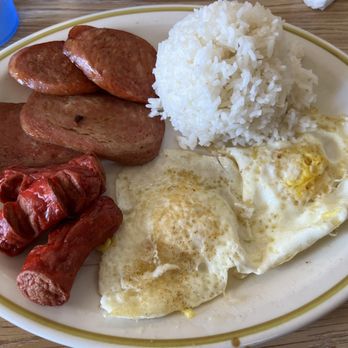 Kaua’i Diner - Local sampler - Breakfast & Brunch Near Me - Lihue, Hawaii