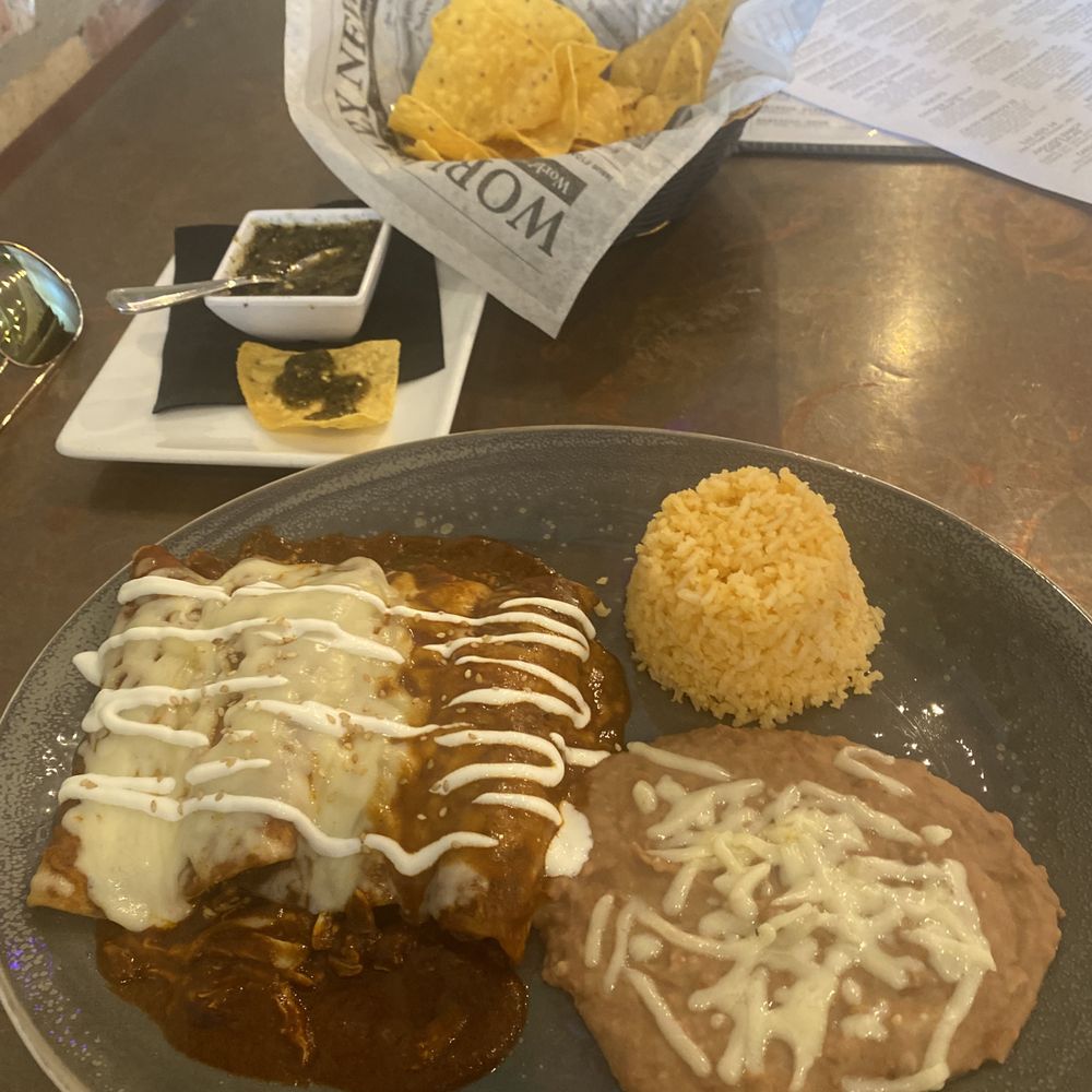 Chicken Enchiladas with Mole Sauce dinner Chicken Enchiladas with Mole Sauce dinner