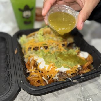 Taqueria El Sabrosito - Munchie box Asada tacos Curly fries sabrosito style - Mexican Near Me - Bellflower, California Taqueria El Sabrosito - Munchie box Asada tacos Curly fries sabrosito style - Mexican Near Me - Bellflower, California