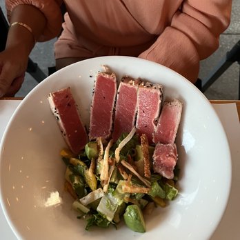 Southside Grill - Ahi tuna salad - New American Near Me - Nashville, Tennessee Southside Grill - Ahi tuna salad - New American Near Me - Nashville, Tennessee