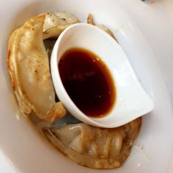 Omi Sushi - Gyoza (5pc)