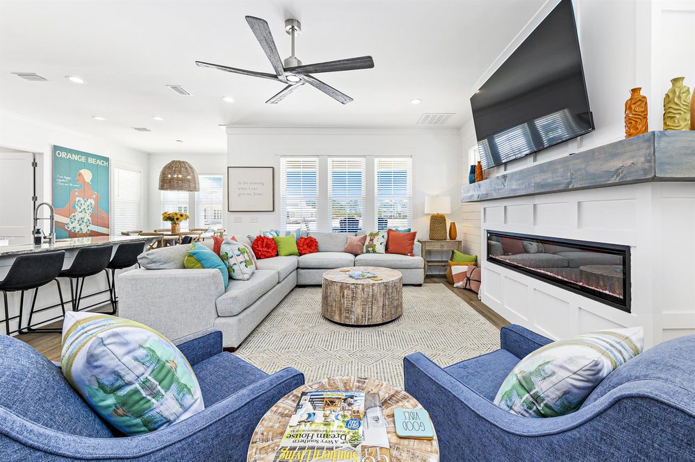 WHITE SHORES REALTY Updated October 2024 40 Photos & 19 Reviews