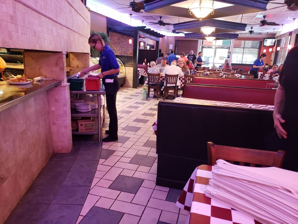 Gondolier Pizza of Sevierville, Sevierville Roadtrippers