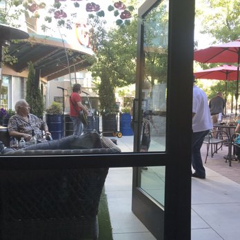 Engine 8 Urban Winery - Outdoor music - Desserts Near Me - Sparks, Nevada