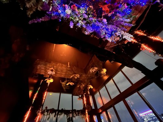 Somewhere Nowhere NYC - Lounge, Nightclub & Rooftop Pool by null