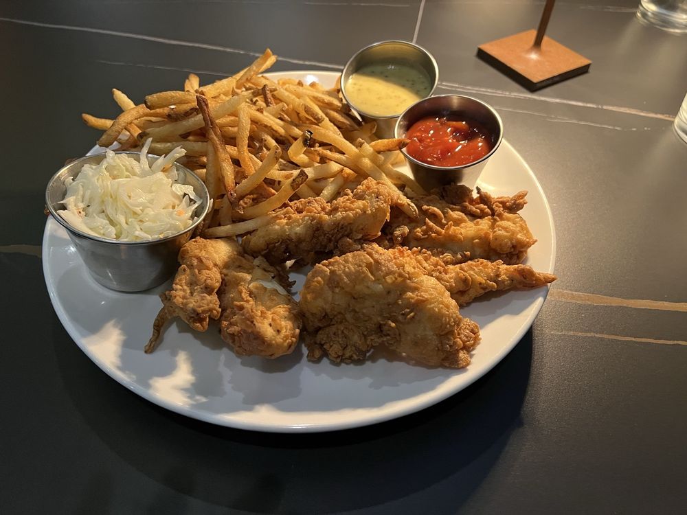 Food from Midtown Tavern