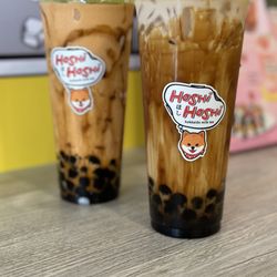Hoshi Hoshi - Drink in the front is Hoshi Hokkaido Milk tea with boba and drink in back is Thai tea (blended) with bona.