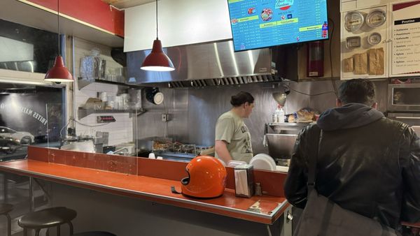 Casse-Croute Chez Gaston by null