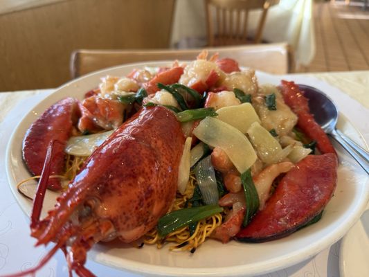 Canton Restaurant by null