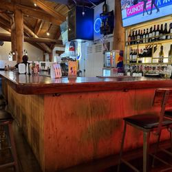 Cosmopolitan Grill - Bar area