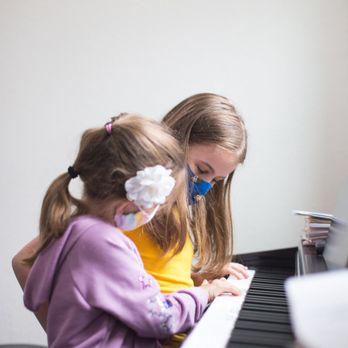 Backbeat Music Academy - At Backbeat Music academy, students are encouraged to teach each other how to play because social learning helps cement their own knowledge. - Musical Instruments & Teachers Near Me - Portland, Oregon Backbeat Music Academy - At Backbeat Music academy, students are encouraged to teach each other how to play because social learning helps cement their own knowledge. - Musical Instruments & Teachers Near Me - Portland, Oregon