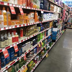 Family Dollar - Clean and organized!