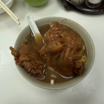 麥文記麵家 - My pig knuckles with noodle soup, 47 HKD or $6.06 USD. - Cantonese Near Me - Hong Kong, HK 麥文記麵家 - My pig knuckles with noodle soup, 47 HKD or $6.06 USD. - Cantonese Near Me - Hong Kong, HK