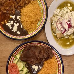 Enchiladas Suizas Con Queso