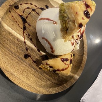 Empanada Stop - 1 Baklava & 1 Ice Cream Scoop - Burgers Near Me - Gresham, Oregon