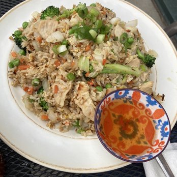 Pho Hong - Com Chien fried rice with pork - Vietnamese Near Me - Burlington, Vermont Pho Hong - Com Chien fried rice with pork - Vietnamese Near Me - Burlington, Vermont