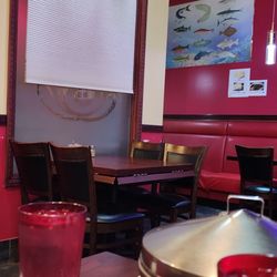 Red Bowl Sushi & Asian Bistro
