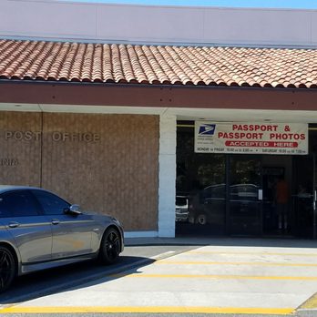 US Post Office - Front door - Post Offices Near Me - Los Angeles, California