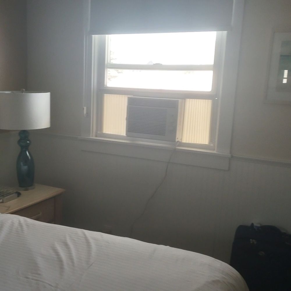 Sun'n Sand Motel - This is the room they gave me...not like the picture of the room I booked. - Hotels Near Me - Stone Harbor, New Jersey Sun'n Sand Motel - This is the room they gave me...not like the picture of the room I booked. - Hotels Near Me - Stone Harbor, New Jersey