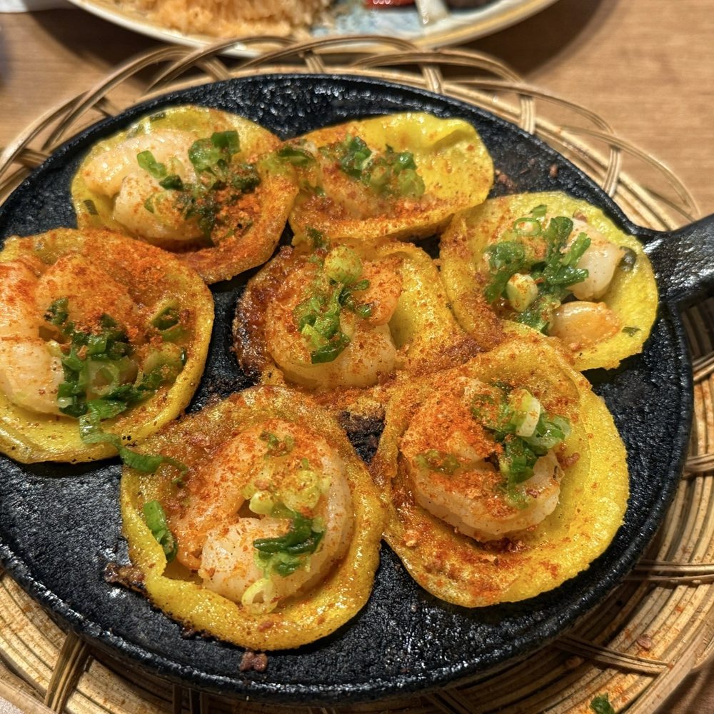 Me’s Kitchen - Vietnamese Near Me - Sacramento, California