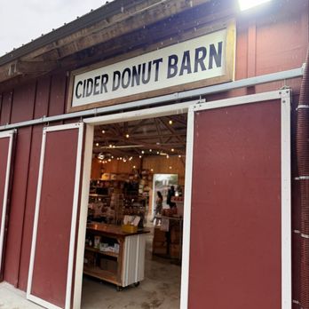 Swans Trail Farms - Cider and donuts inside + a little shop! - Pumpkin Patches Near Me - Snohomish, Washington Swans Trail Farms - Cider and donuts inside + a little shop! - Pumpkin Patches Near Me - Snohomish, Washington