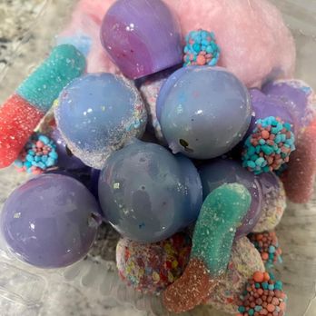 Rio’s Eats & Treats - Cotton Candy grapes - Desserts Near Me Rio’s Eats & Treats - Cotton Candy grapes - Desserts Near Me
