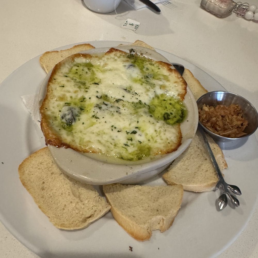 La Ciccia - Escargot - Italian Near Me - Honolulu, Hawaii La Ciccia - Escargot - Italian Near Me - Honolulu, Hawaii
