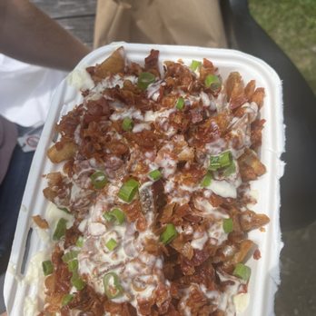 Melt - Loaded bacon fries - Food Trucks Near Me - Bar Harbor, Maine Melt - Loaded bacon fries - Food Trucks Near Me - Bar Harbor, Maine