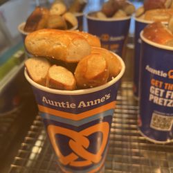 Auntie Anne's - Original nuggets