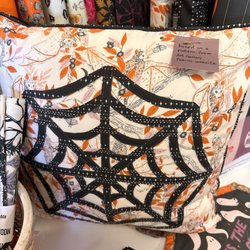Modern Quilting - Amazing pillowcase from a free pattern