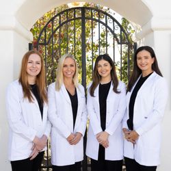 Shoreline Dental Studio - The team of doctors at Shoreline Dental Studio