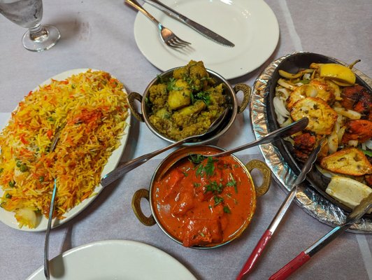 India's Tandoori & Bar by null