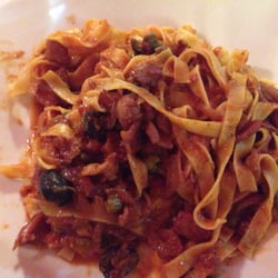 Pizzeria Trattoria La Parolaccia - Tagliatelle a la matricciana, mmmm tasty!!