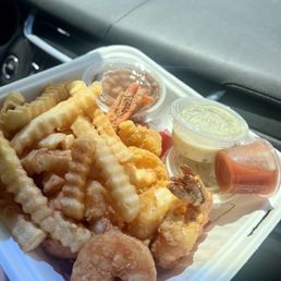 Fried shrimp plate with fries and baked beans and Tartee sauce! Fried shrimp plate with fries and baked beans and Tartee sauce!