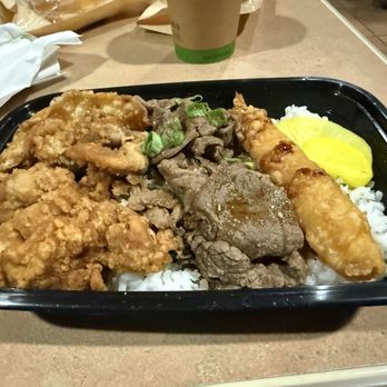 Banzai Bento - Fried chicken, Teri beef, shrimp tempura and mandoo over rice and Takuwan - Japanese Near Me - Waipahu, Hawaii Banzai Bento - Fried chicken, Teri beef, shrimp tempura and mandoo over rice and Takuwan - Japanese Near Me - Waipahu, Hawaii