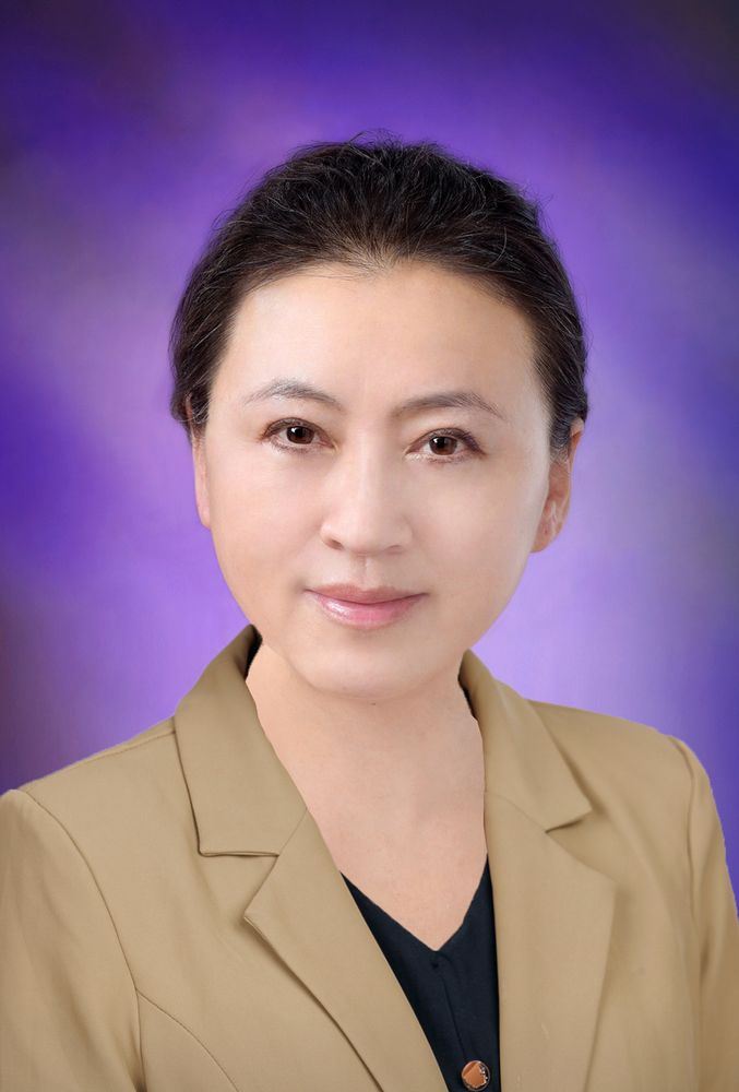 RAE ZHANG RE/MAX MY HOME Updated July 2024 10 Photos 842 E