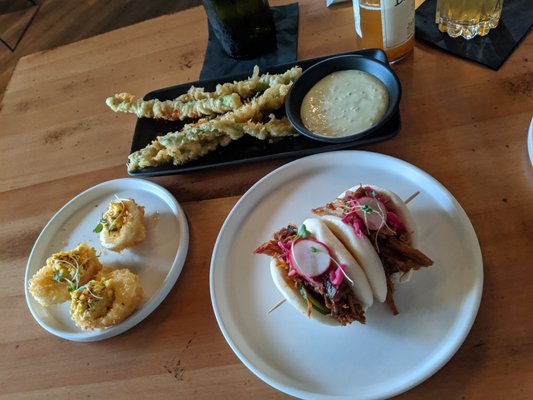 Kinjo Kitchen + Cocktails by null