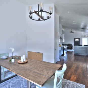 GoodFellas Construction - This kitchen's layout includes a dining nook, perfect for intimate dinners. Our kitchen remodeling team can help design a new floorplan. - General Contractors Near Me - San Jose, California GoodFellas Construction - This kitchen's layout includes a dining nook, perfect for intimate dinners. Our kitchen remodeling team can help design a new floorplan. - General Contractors Near Me - San Jose, California
