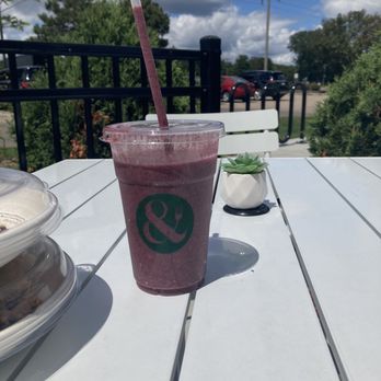 Crisp & Green - PURPLE RAIN smoothie - Salad Near Me - Blaine, Minnesota Crisp & Green - PURPLE RAIN smoothie - Salad Near Me - Blaine, Minnesota