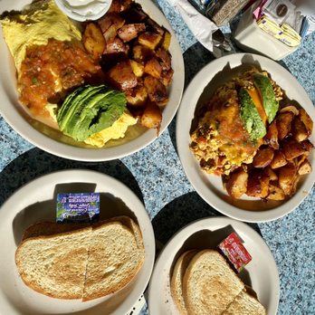 Bill's Cafe - Mexicano Omelette, Chorizo Scramble - American Near Me - San Jose, California