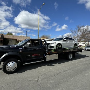 Apple Roadside Assistance - Auto Repair Near Me - Van Nuys, California