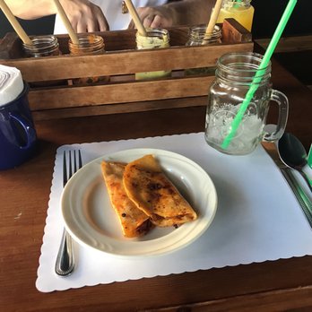 Maíz - They bring this out for you to try the salsas - Mexican Near Me - Tijuana, BCN