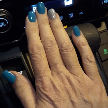 Bars Nails & Spa - Waxing Near Me - Frankfort, Illinois