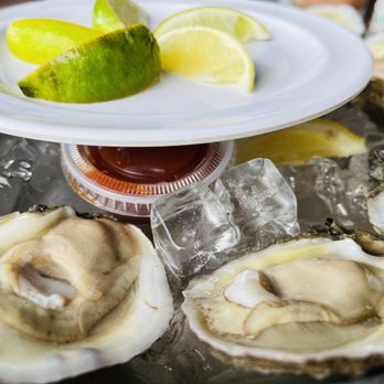 TopWater Grill - Seafood Near Me - San Leon, Texas