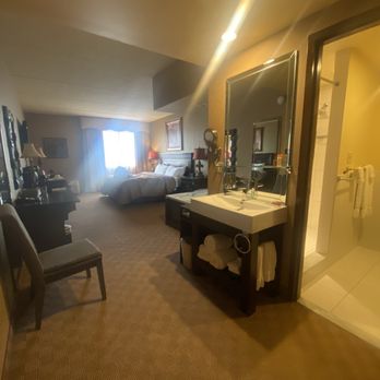 Salvatore's Grand Hotel - Shot of the whole room, king Jacuzzi, as soon as you open the door - Hotels Near Me - Buffalo, New York Salvatore's Grand Hotel - Shot of the whole room, king Jacuzzi, as soon as you open the door - Hotels Near Me - Buffalo, New York