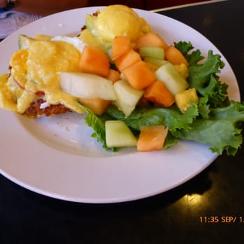 Ruby's Diner - eggs benedict - Diners Near Me - Commerce, California Ruby's Diner - eggs benedict - Diners Near Me - Commerce, California