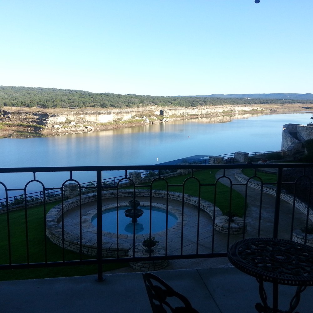 Lake Travis Condo - The islands on Lake Travis - Vacation Rentals Near Me - Lago Vista, Texas Lake Travis Condo - The islands on Lake Travis - Vacation Rentals Near Me - Lago Vista, Texas