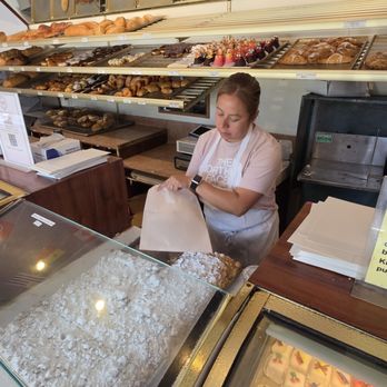 B & W Bakery - Bakeries Near Me - Hackensack, New Jersey