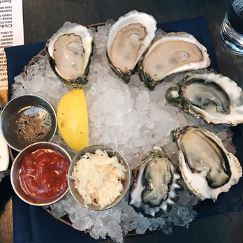 Taylor Shellfish Oyster Bar - Half a dozen oysters - Seafood Near Me - Seattle, Washington Taylor Shellfish Oyster Bar - Half a dozen oysters - Seafood Near Me - Seattle, Washington